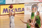 basketbalový zápas junioriek BK Zvolen a Stará Turá